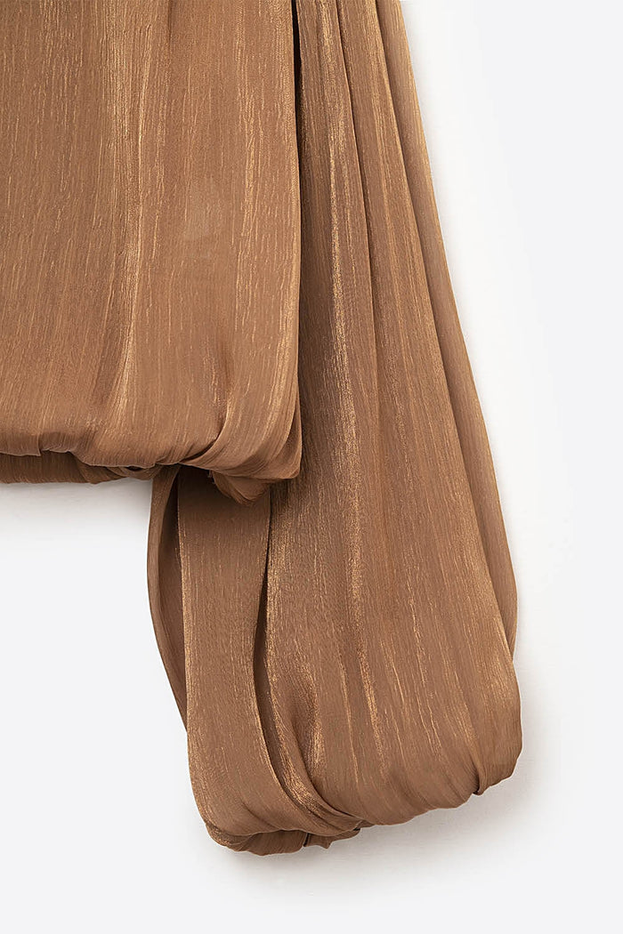 Elegant shiny Satin Cropped top in camel