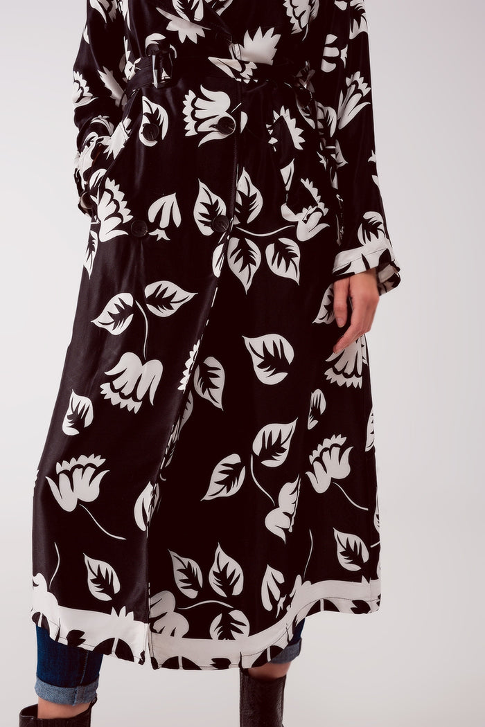 Longline printed blazer in black