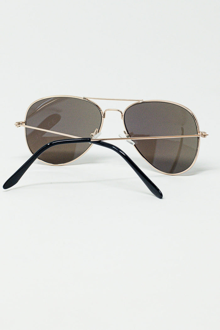 Retro Aviator Sunglasses With Blue Smoke Lense and Golden Frame
