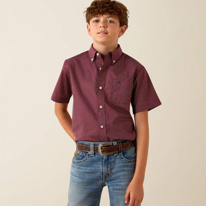 Ariat Boy's S/S Pippin Classic Fit Button Down Shirt in Maroon Banner Geo Print