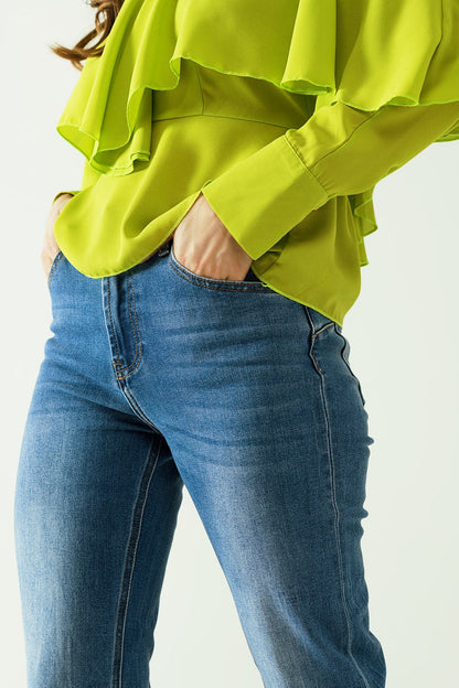 Basic straight jeans with five pockets and frontal metalic button closure - Denim