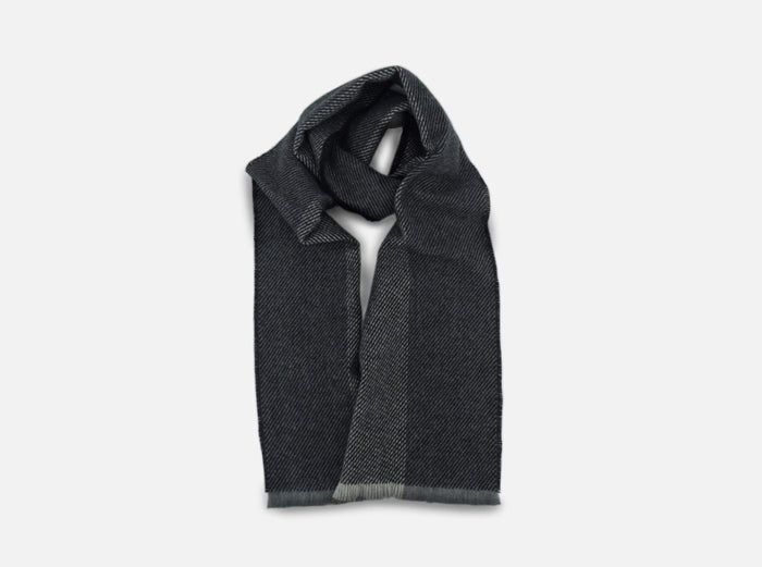 Black Uisce Lambswool Scarf - Cushendale Woollen Mills