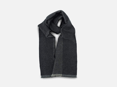 Black Uisce Lambswool Scarf - Cushendale Woollen Mills