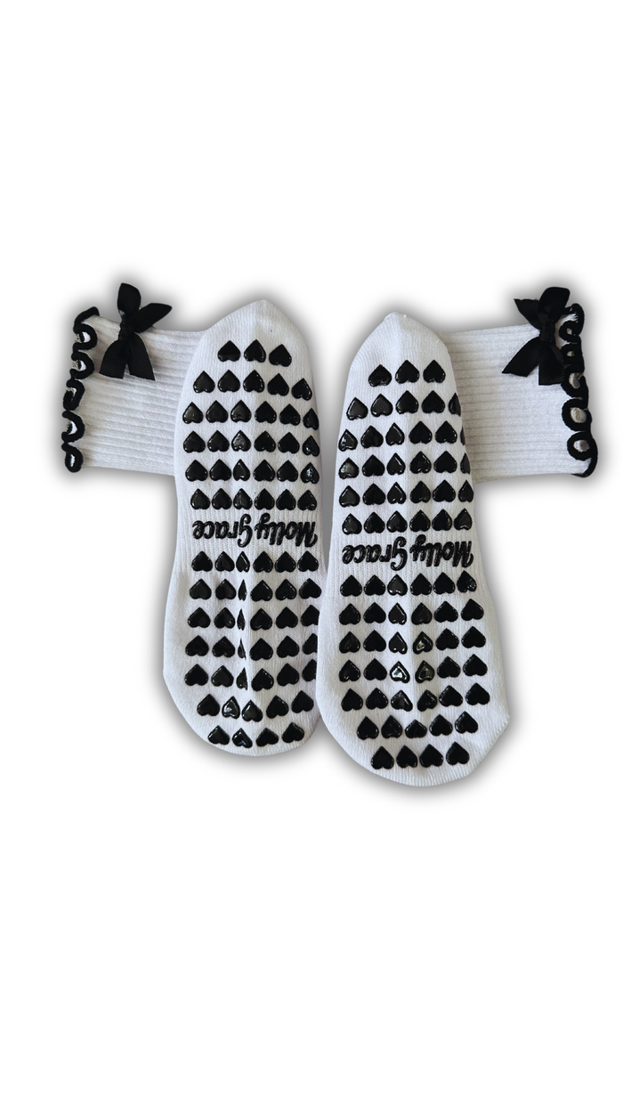 Elegant black white socks