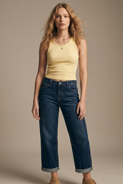 Blue Dark Wash mom jeans with Wide Leg and ankle length - Denim