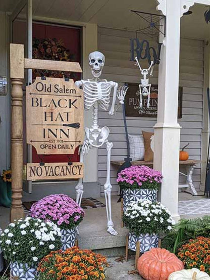 Boo Tin Hanger Sign