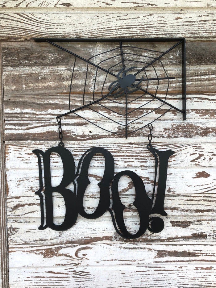 Boo Tin Hanger Sign