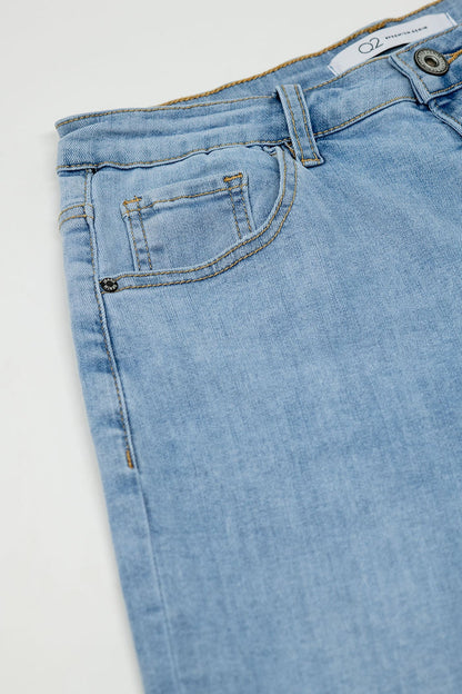 Boyfriend light blue jeans with stitching details on the edges - Denim