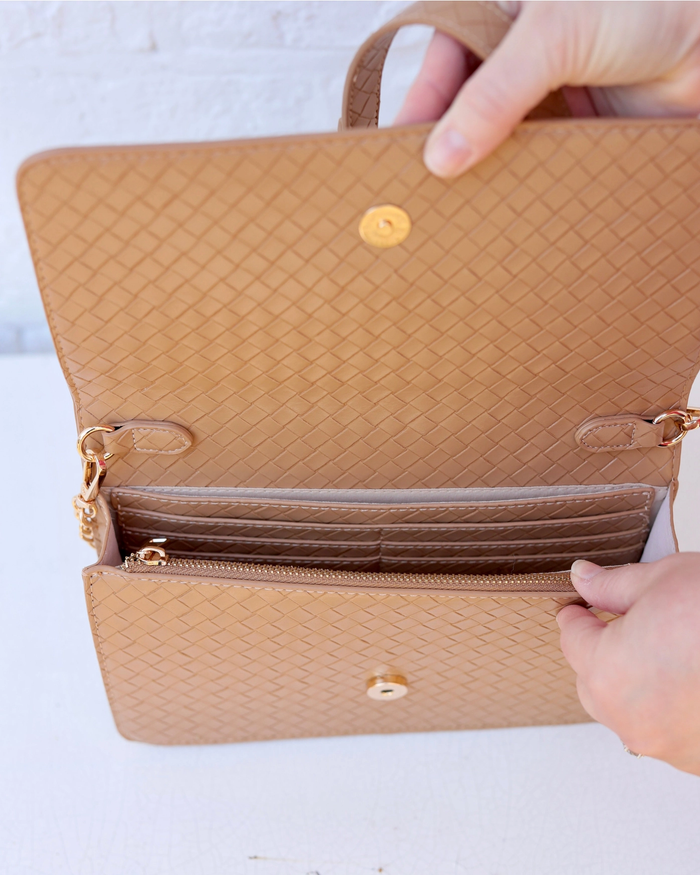 Bryn Clutch Crossbody - Woven Almond