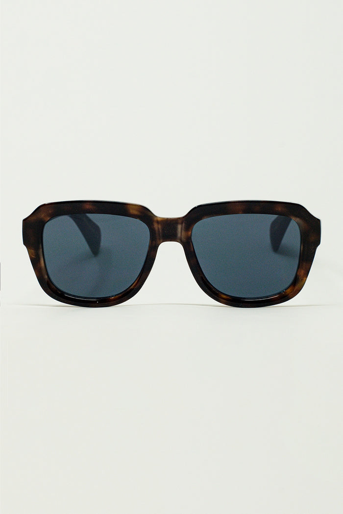 Chunky Square Sunglasses With  Dark Brown Tortoise Shell Frame