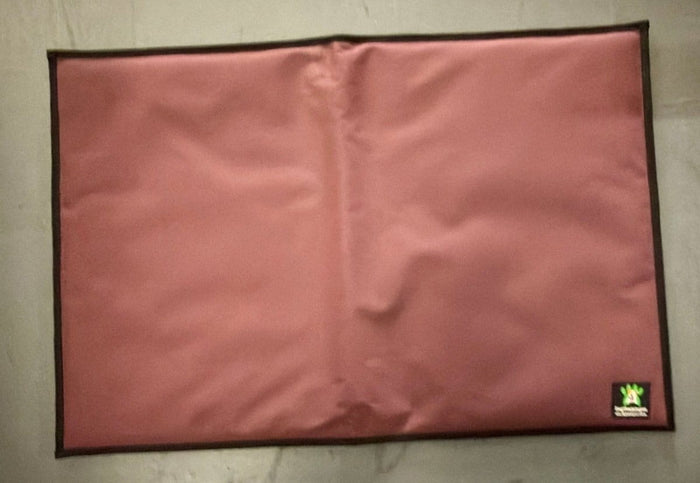 Dogtraining101 Small 60cm x 45cm Crate Mat Burgandy
