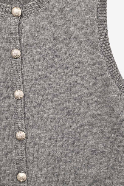 Crew Neck Metallic Button knitted Vest In Grey