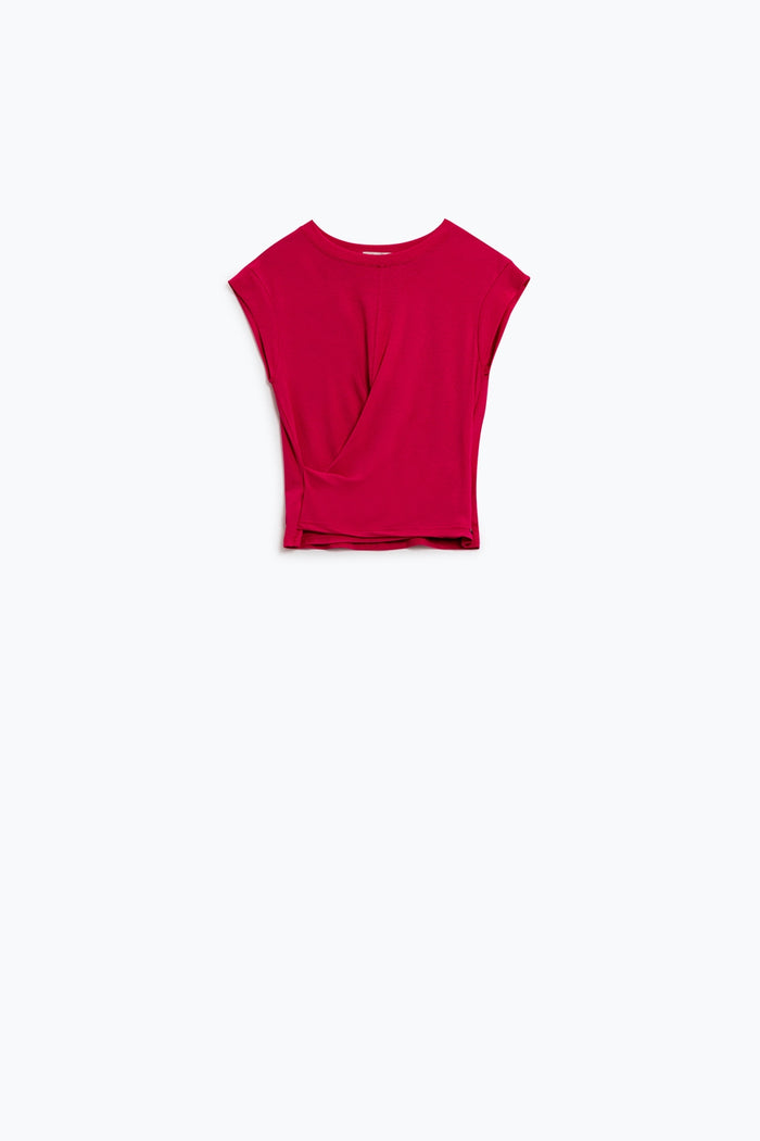 Crew neck T-Shirt with draped design and cap sleeve In Fuschia - top