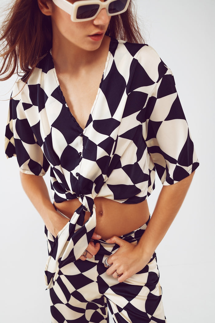 Cropped Shirt With Knot in Bauhaus Abstract Black and White Print - Shirts, top
