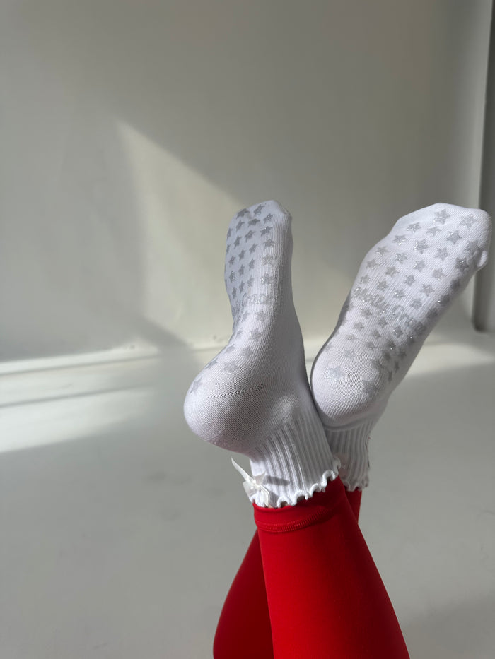 White ruffle initial socks