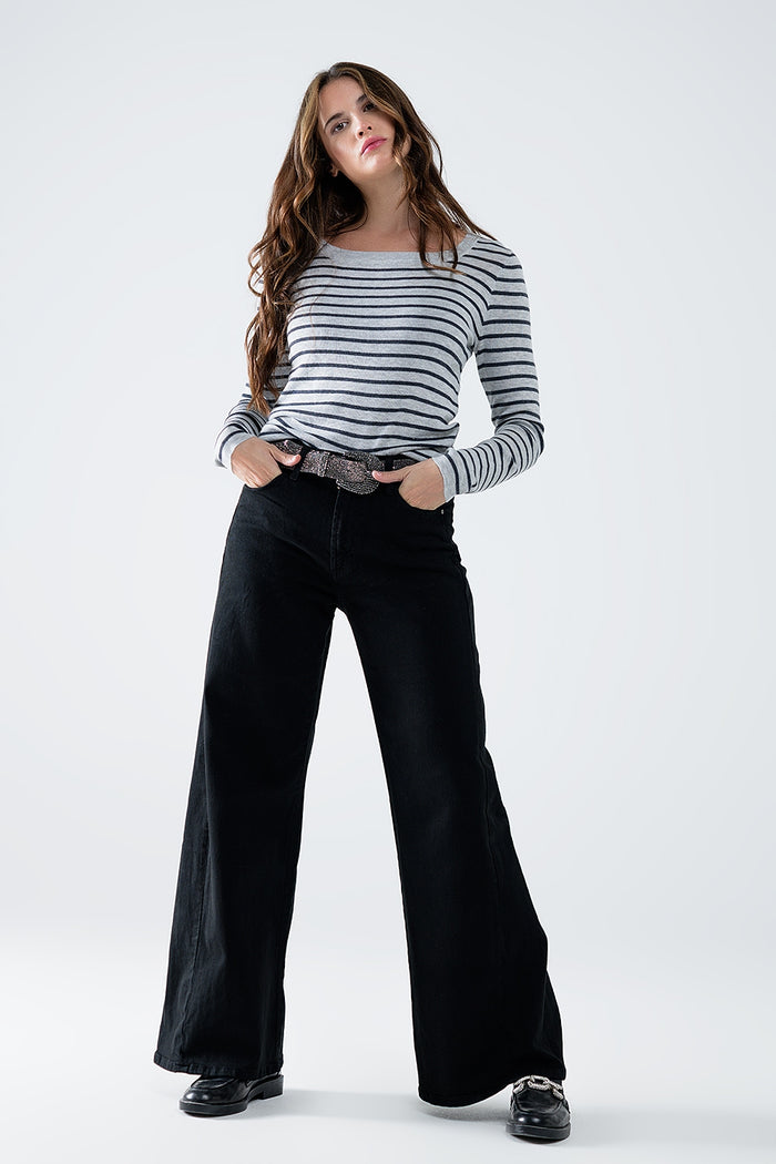 Extra wide leg trousers in black - Coloured Jeans