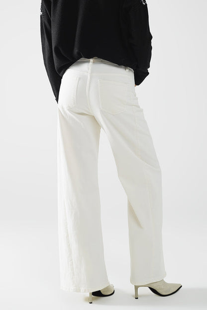 Extra wide leg trousers in cream color - Coloured Jeans