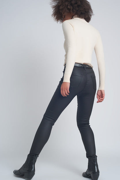 Faux leather skinny trousers in black colour - trousers