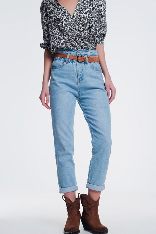 high waist mom jeans with belt in light denim - Denim