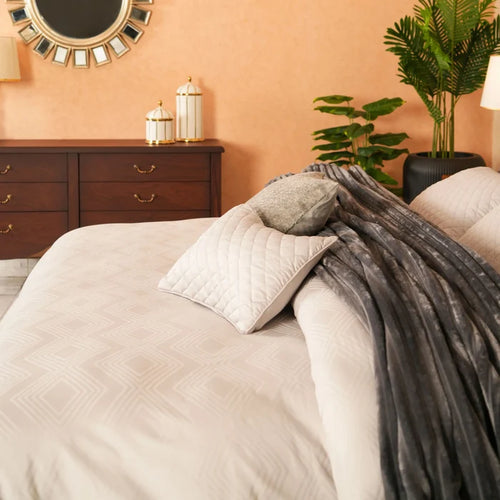 7-piece duvet cover set with quilted white duvet, silver-gray stripes, and gray shams