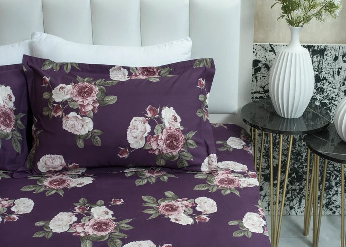 Purple floral quilt cover and pillow sham with floral pattern
