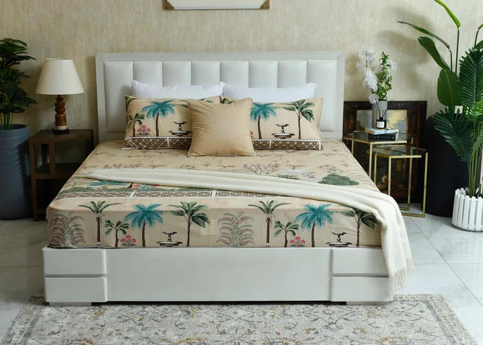 Cotton summer bed sheet with tropical palm and animal print, wide border