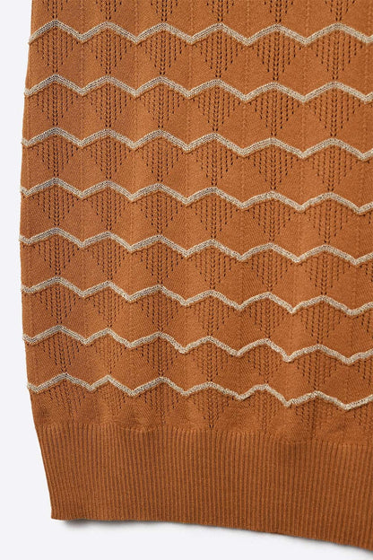 Knitted sweater with Golden Zigzag Pattern