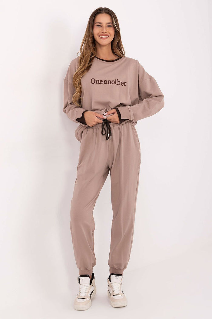 Ladies Comfortable Jogger Set for Everyday Wear beige one-size-fits-all - Sets