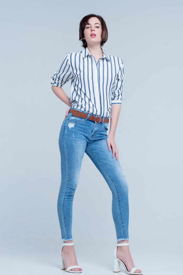 light wash skinny jean in blue - Denim