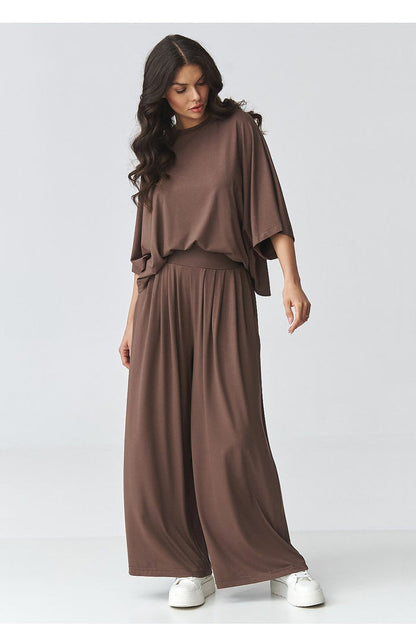 Makadamia Loose-Fitting Blouse and Wide-Leg Pants Set - Outfit Sets