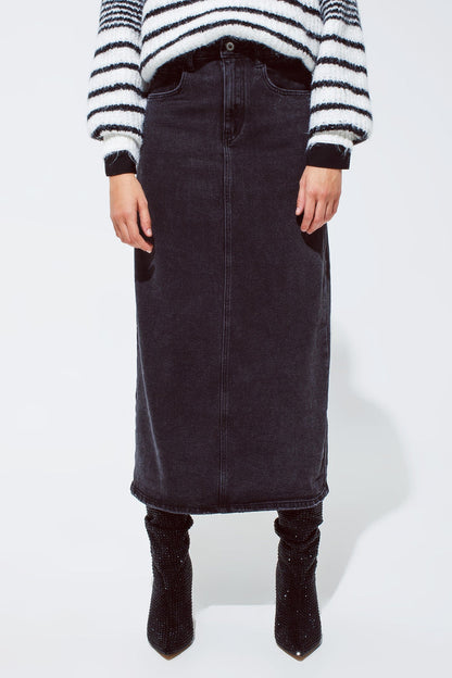 Maxi black denim skirt with a split on the back