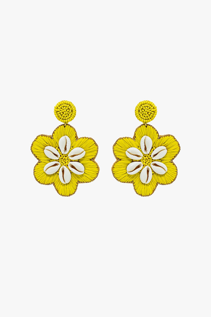 Maxi Embroidered Flower Rafia Earrings With Sea Shell Details in Lime