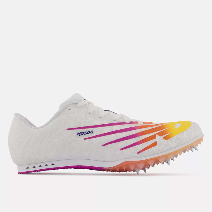 Side view of New Balance MD500v8 Distance Spikes.