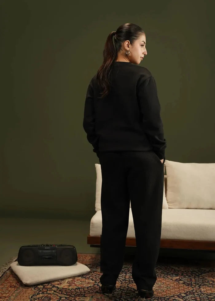 Black crewneck fleece sweatshirt with long sleeves, plain back