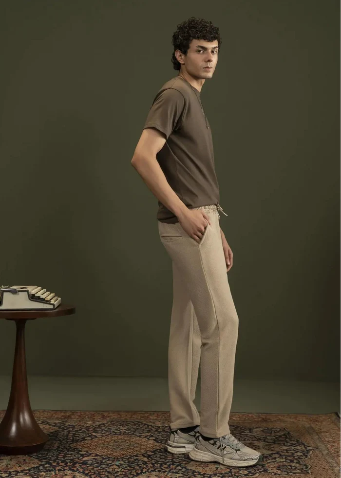 Men's olive short-sleeve T-shirt with crew neck, side view