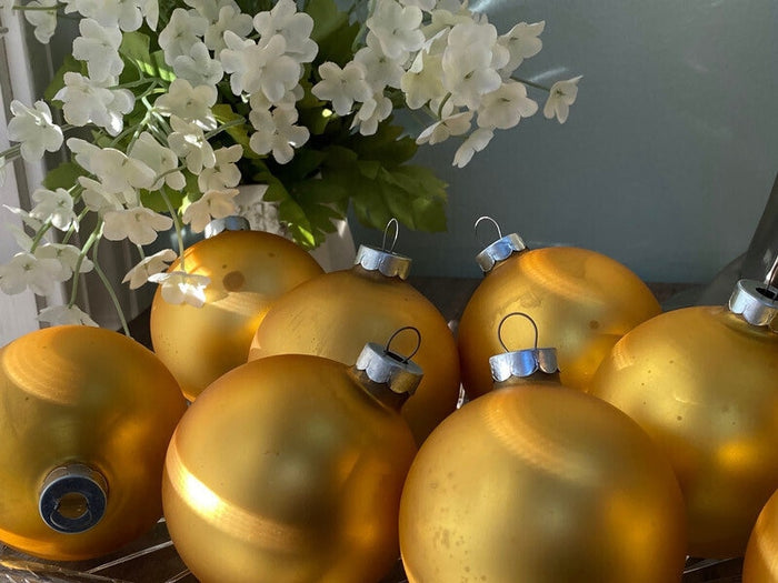 Midcentury Glass Christmas Ornaments by Noelle, Missouri at Duckwells
