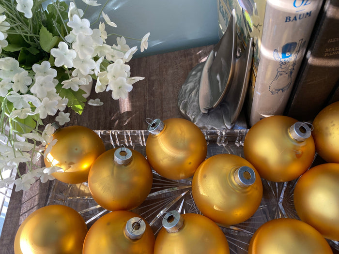 Midcentury Glass Christmas Ornaments by Noelle, Missouri at Duckwells