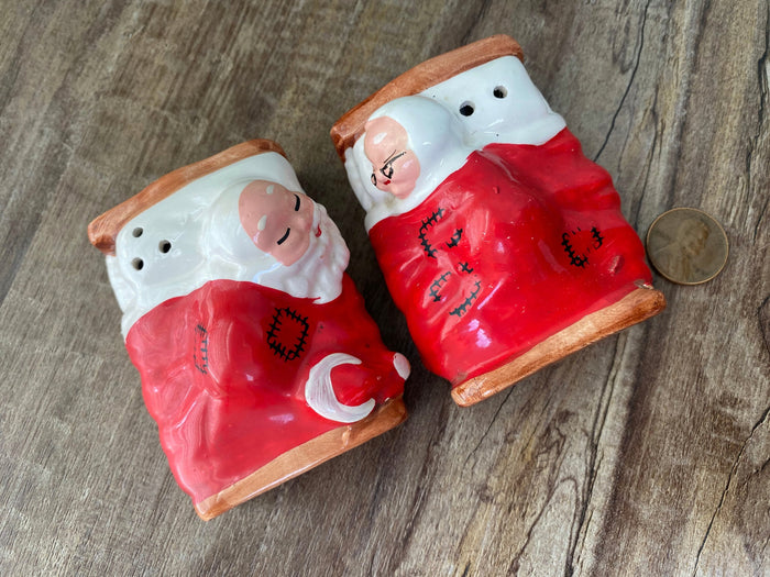Midcentury Santa & Mrs. Claus Sleeping Salt & Peppers at Duckwells