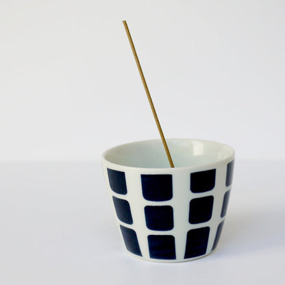 MOd MoTif CoLleCTiOn: Incense Burner - Cup Barroque