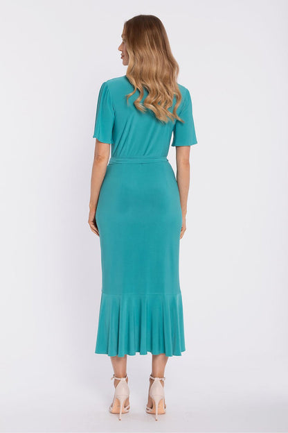 Moe Midi Daydress with Flattering Wrap Design - Dresses
