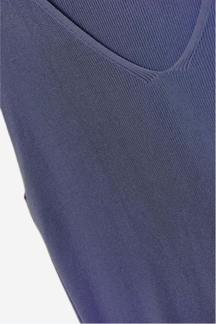 Navy sleeveless fine knitted top With V-Neck