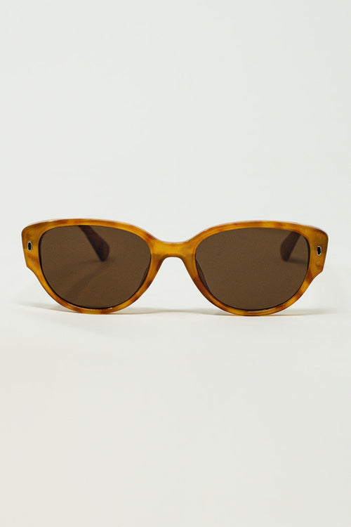 Oval Sunglasses In Light Yellowish Tortoise Shell