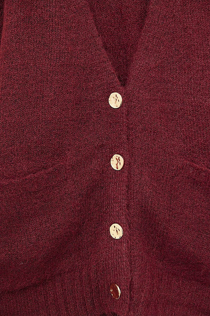Oversized Cardigan in burgundy with gold buttons and pockets