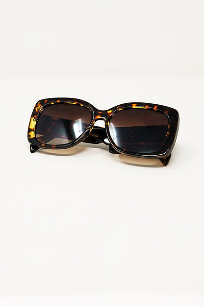 Oversized Squared Thin Frame Sunglasses in Light Tortoise Shell