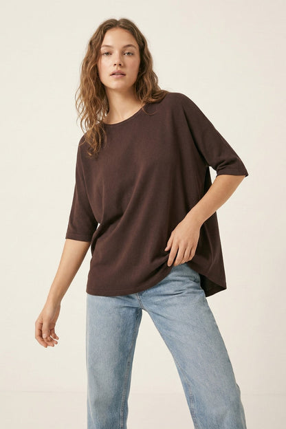 Oversized Sweater in Brown with Elbow-Length Sleeves