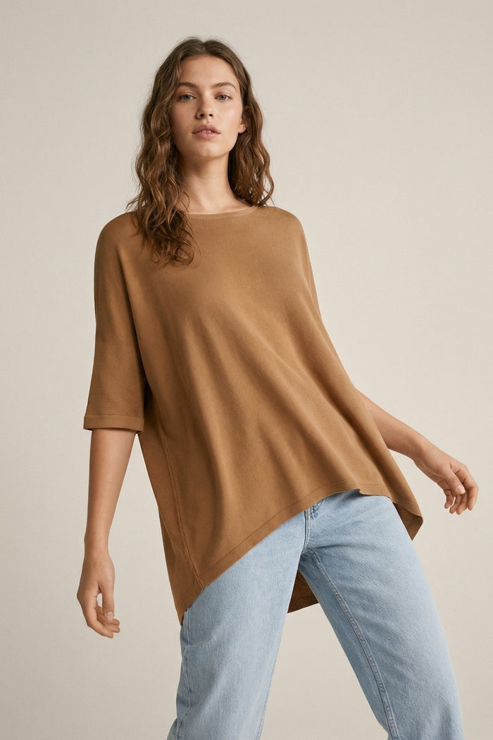 Oversized Sweater in Camel with Elbow- Length Sleeves
