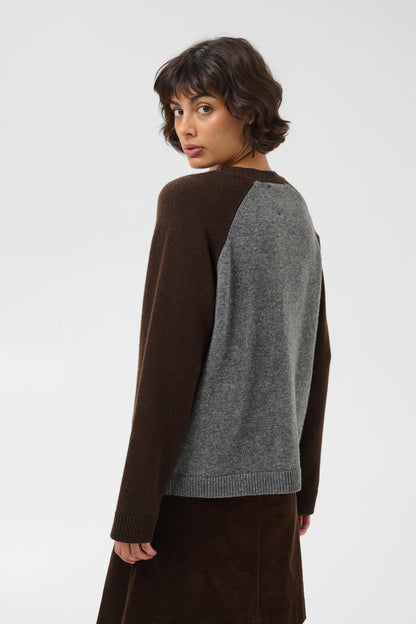 Part Two CleoPW Jumper Grey/Mole Colorblock 30310866 on model Shop Part Two at Dotique