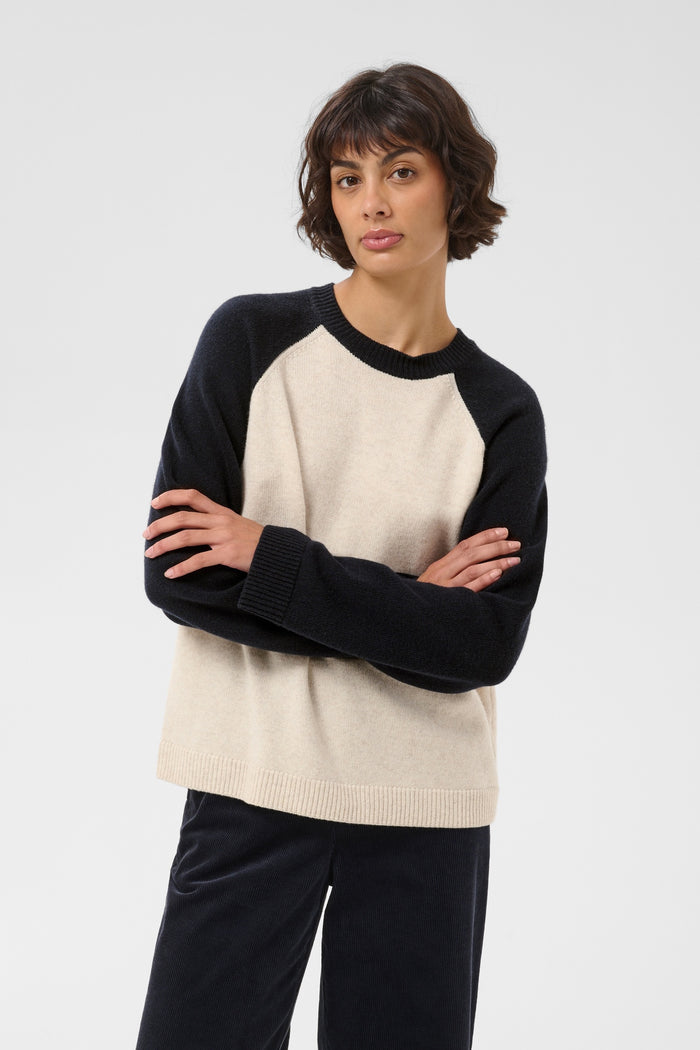 Part Two CleoPW Jumper Oatmeal/Navy 30310866 on model Shop Part Two at Dotique