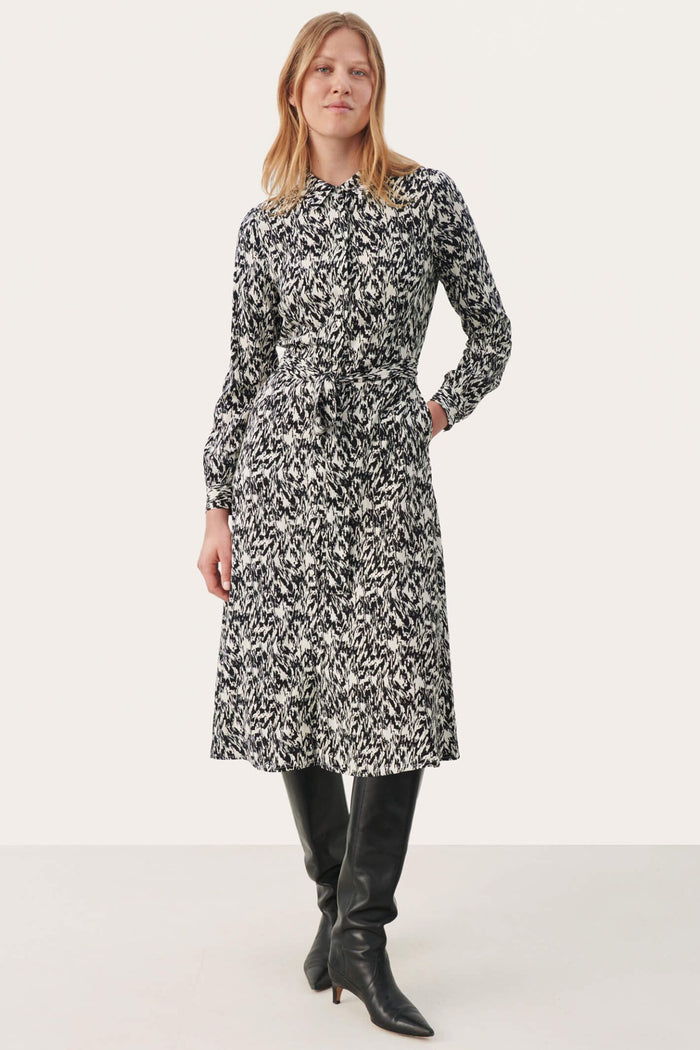 Part Two ShelbyPW 30306488 Black Texture Print Dress - Dotique
