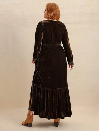 Plus Size Lace Detail V-Neck Long Sleeve Midi Dress - Dresses